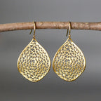Creative Retro Leaf Hollow Drop Earrings – Stylish Pendant Design