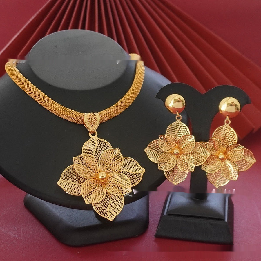Pendant Necklace & Earrings Set – Elegant Jewelry for Weddings & Parties