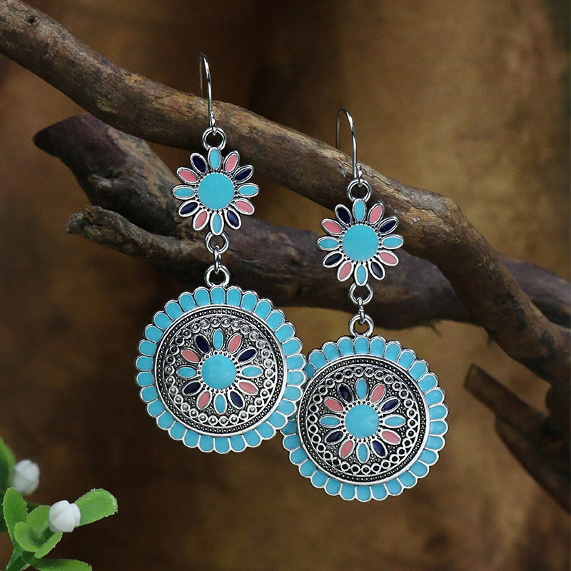 Women's Retro Exaggerated Earrings – Stylish Temperament Jewelry