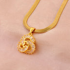 Snake Bone Chain Ginkgo Leaf Pendant – Elegant Entry-Level Lux Necklace