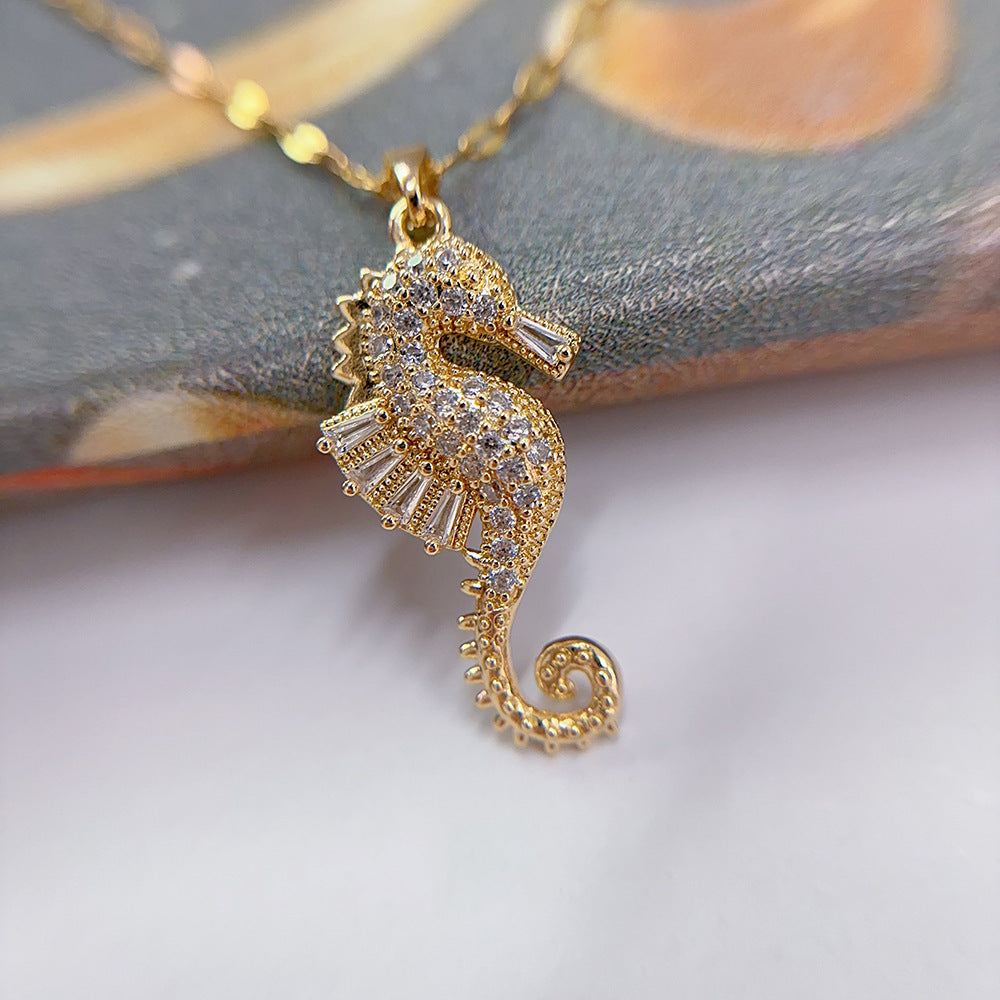 Fashion Zircon Pendant Necklace – Seahorse and Crab Design