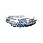 Women's Sea Blue Diamond Ring – Elegant White Diamond Leaf Edges
