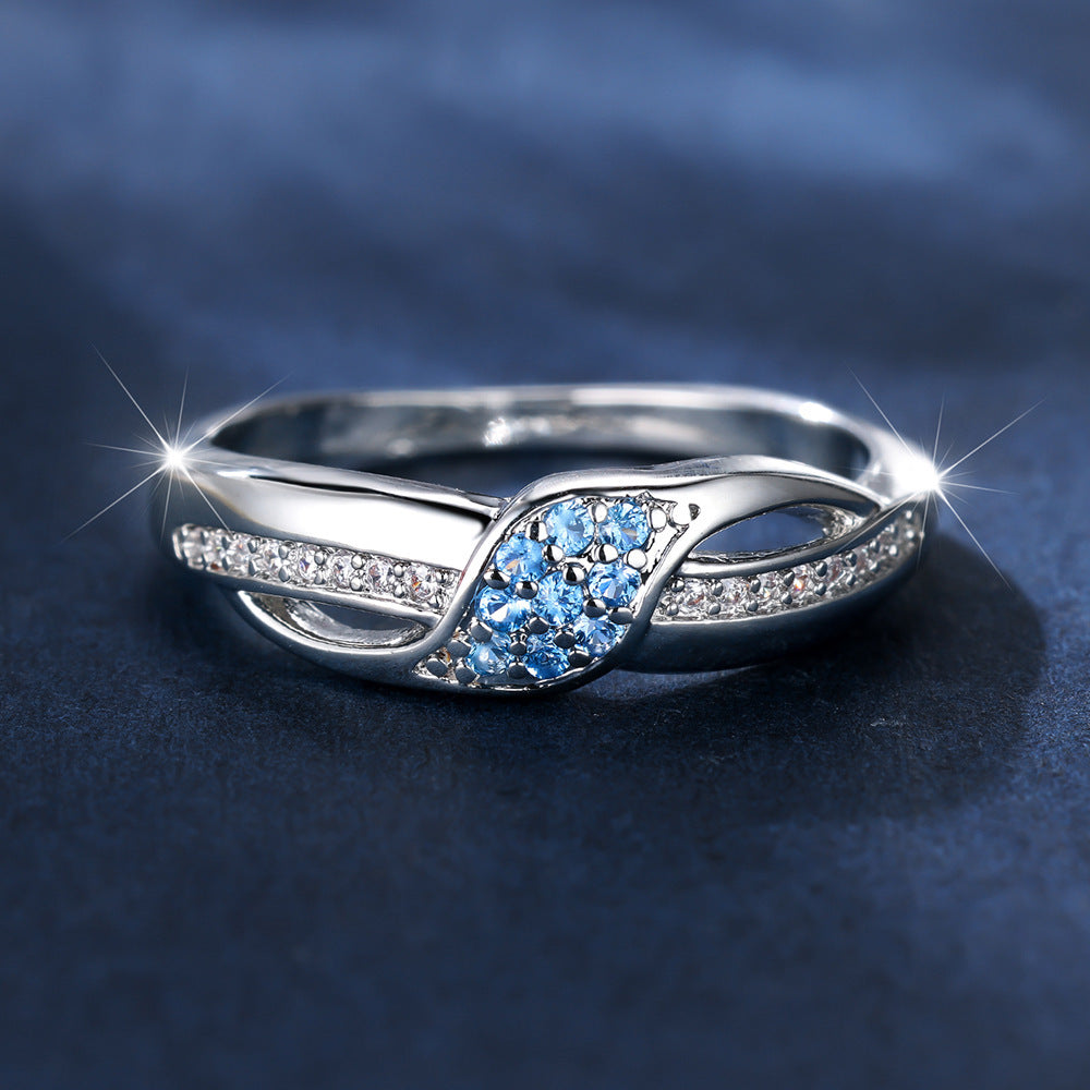Women's Sea Blue Diamond Ring – Elegant White Diamond Leaf Edges