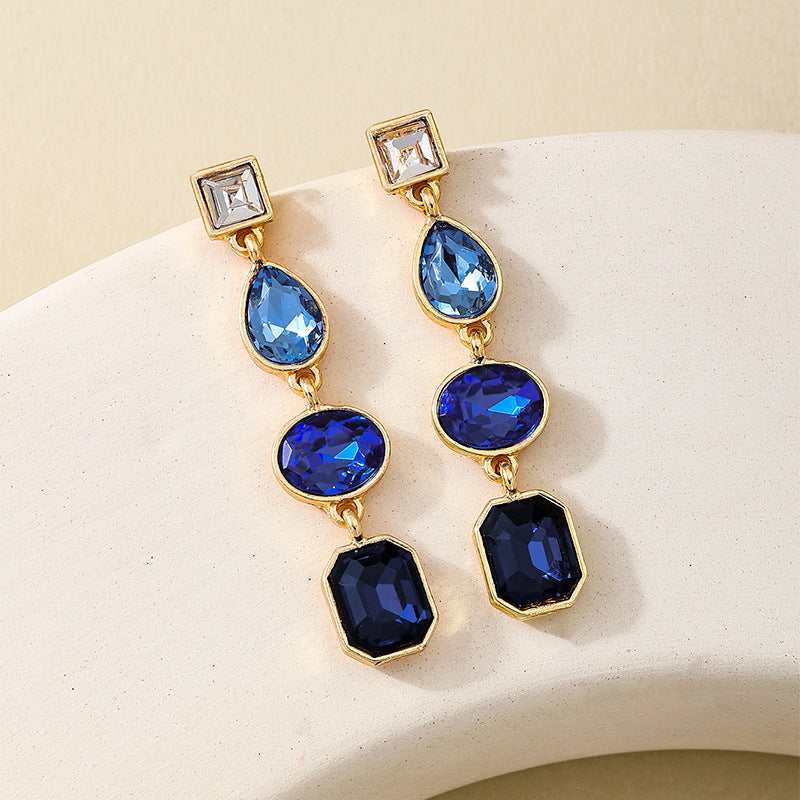Women's Rhinestone Geometric Water Drop Ear Studs – Metal Color Fashion Earrings