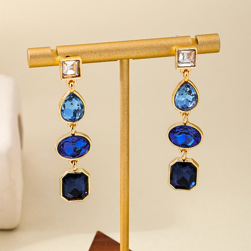 Women's Rhinestone Geometric Water Drop Ear Studs – Metal Color Fashion Earrings