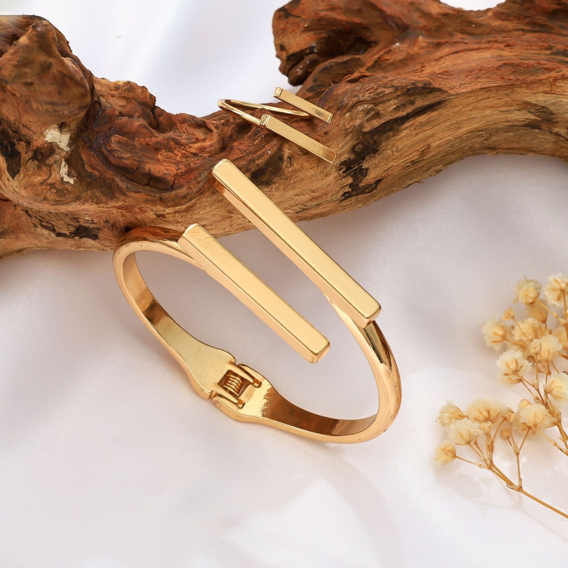 Women's Adjustable Metal Geometry Bracelet and Ring Set – Square Open Design