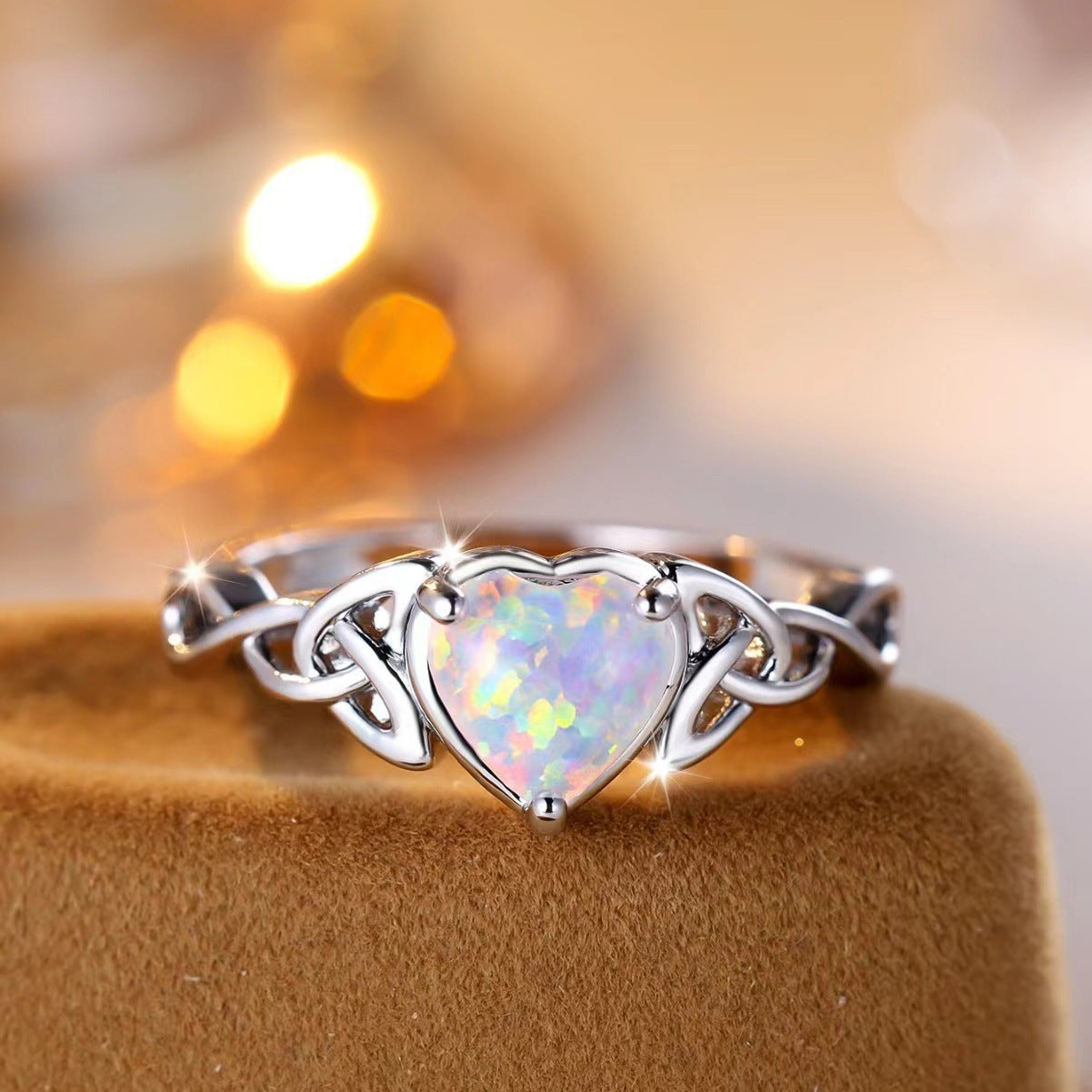 Irregular Simple Luxury Ring – Unique Personality & Special Interest Design