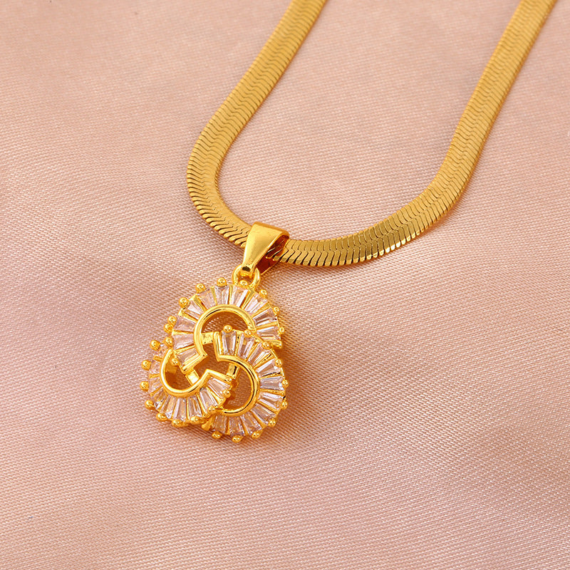 Snake Bone Chain Ginkgo Leaf Pendant – Elegant Entry-Level Lux Necklace