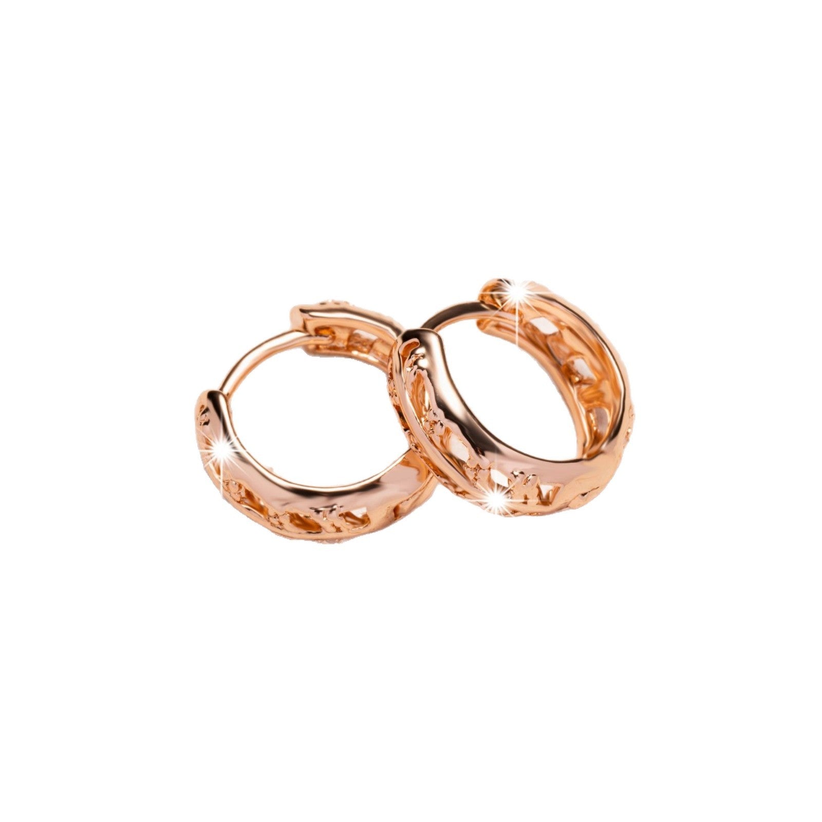High-End Hollow Leaf Earrings – Elegant Small Niche Design
