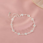 Dignified Floral Bracelet – Sweet All-Match Design for Women