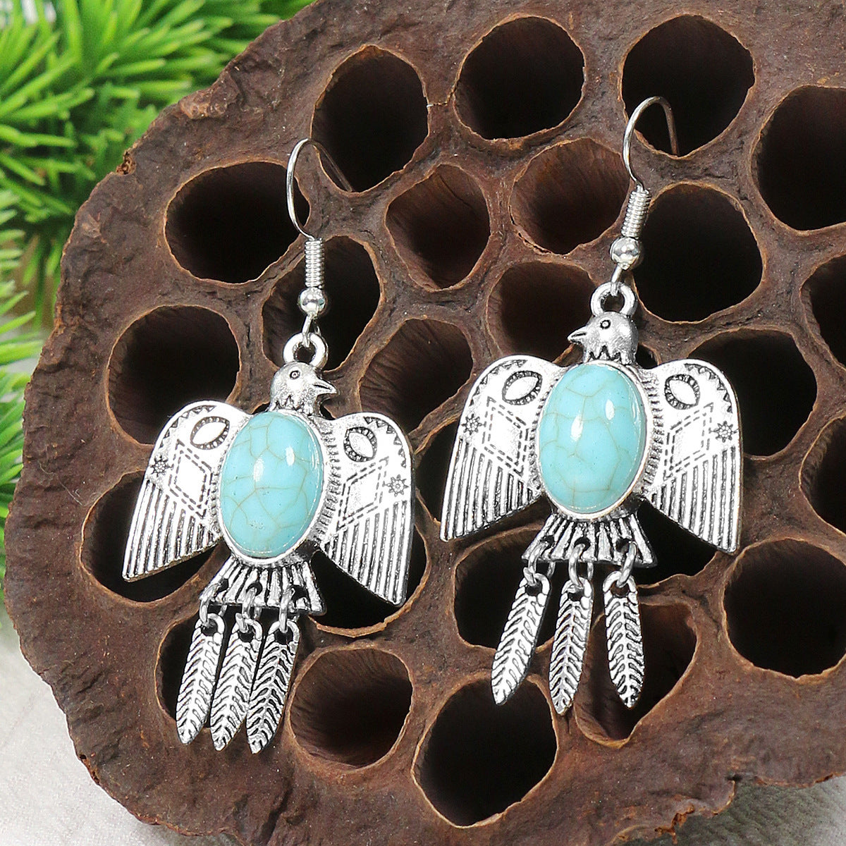 Women's Retro Exaggerated Earrings – Stylish Temperament Jewelry