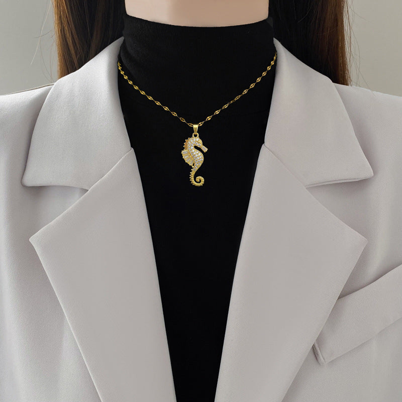 Fashion Zircon Pendant Necklace – Seahorse and Crab Design