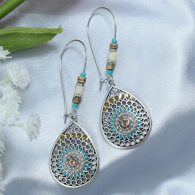 Women's Retro Exaggerated Earrings – Stylish Temperament Jewelry