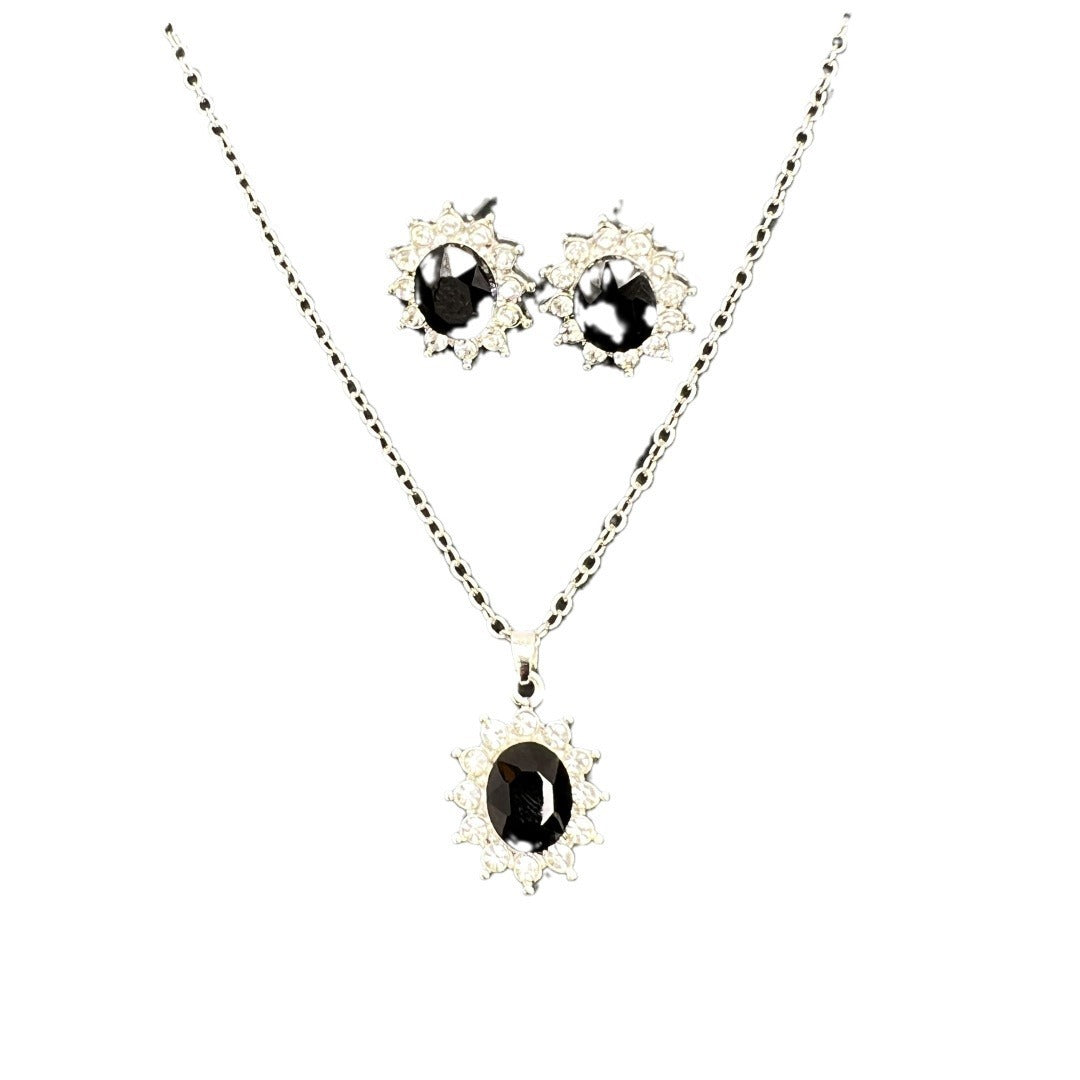 European & American Fashion Sunflower Zircon Earrings and Necklace Set